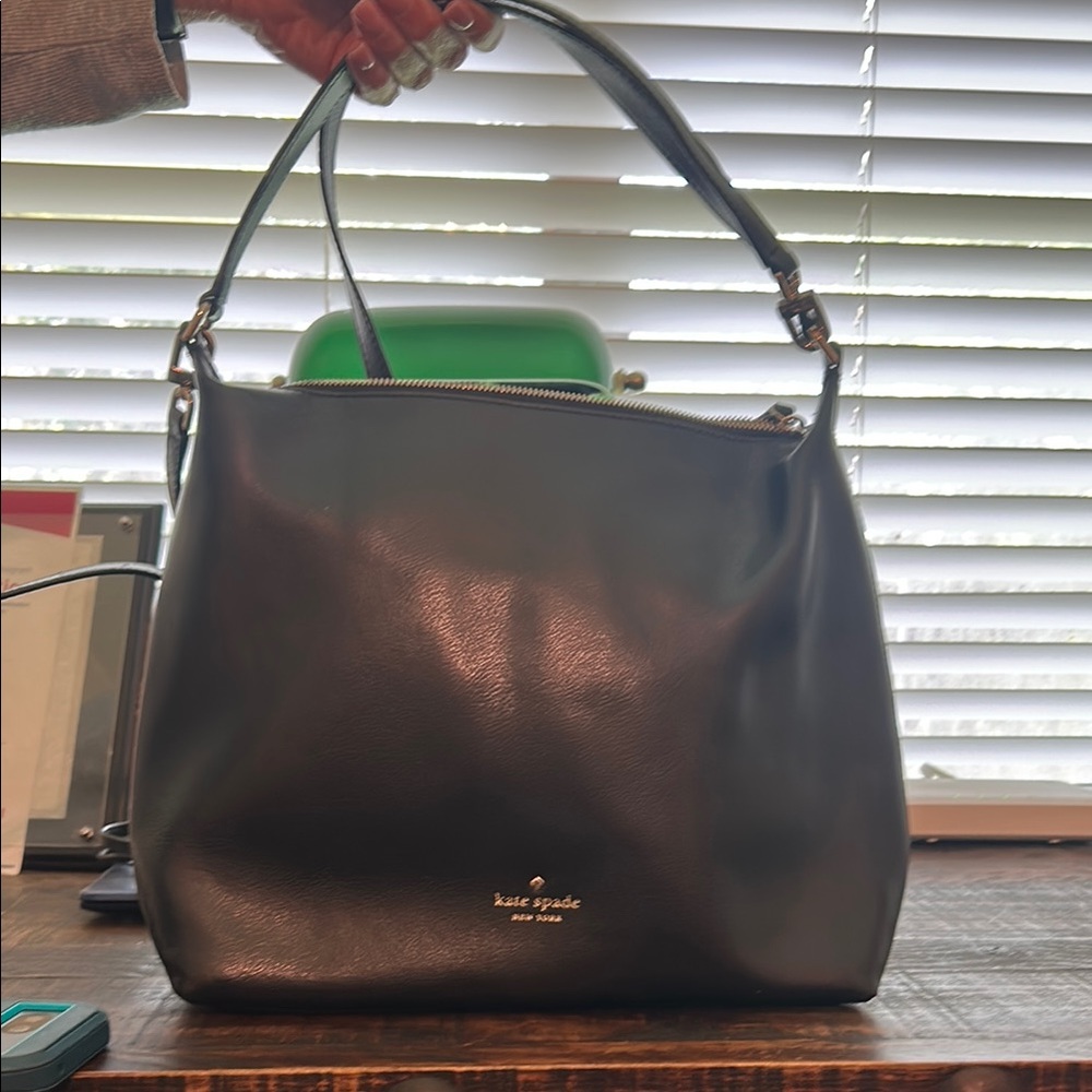 Kate Spade Black Leather Shoulder Bag Sleek Minimalist Design